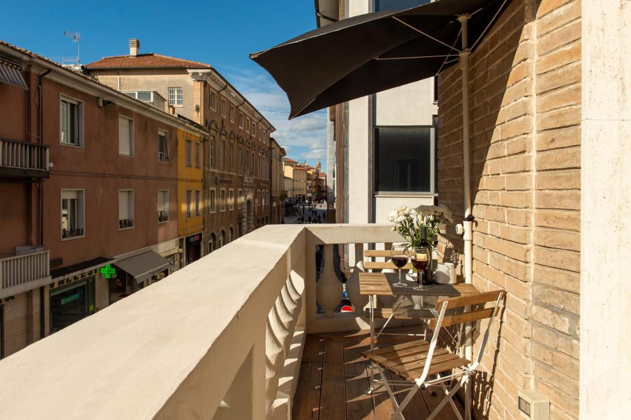 Smart & Urban Suites - Corso51 Rimini Exteriör bild